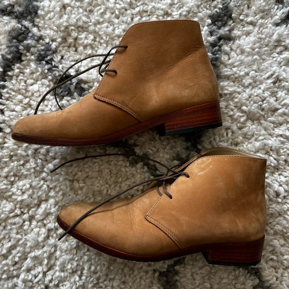 Nisolo Isa Boots